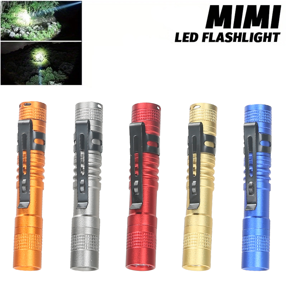 Outdoor Adventure Trips - Mini Przenośna Latarka LED w Kształcie