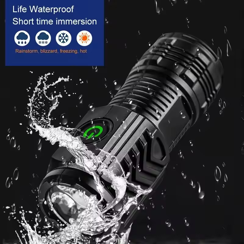 Super Jasna MINI Latarka LED A – Outdoor Adventure Trips recenzja i cena
